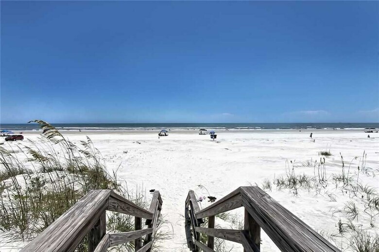 Averys Beach Bungalow - Two Bedroom Home
