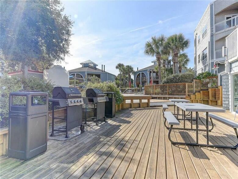 Hibiscus 303b - Two Bedroom Condo