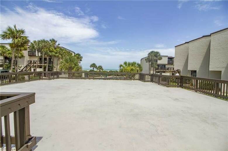 Island House E 225 - Two Bedroom Condo