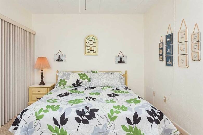 Island House E 225 - Two Bedroom Condo