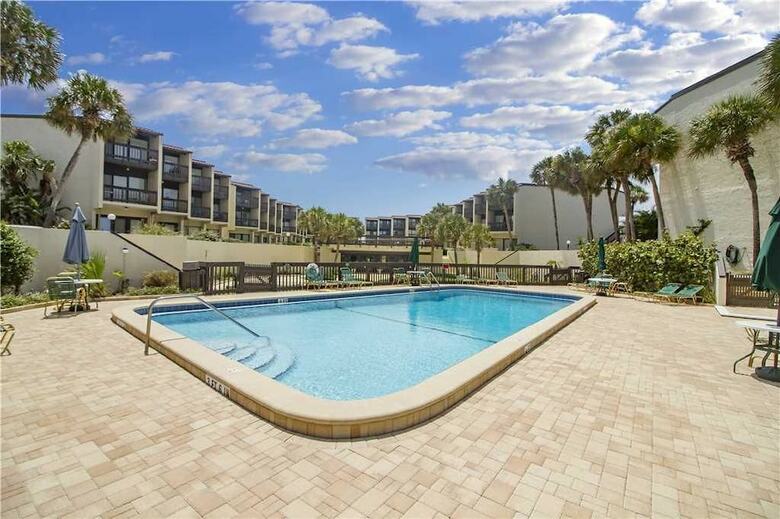 Island House B107 - Two Bedroom Condo
