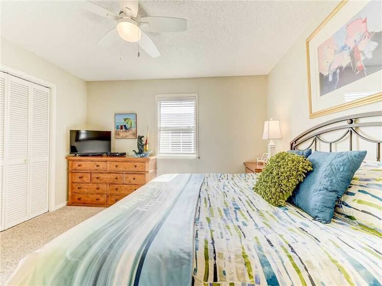 Barefoot Beach House - Four Bedroom Home