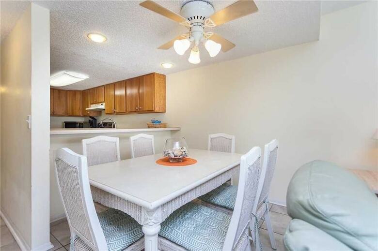 Four Winds F15 - Two Bedroom Condo