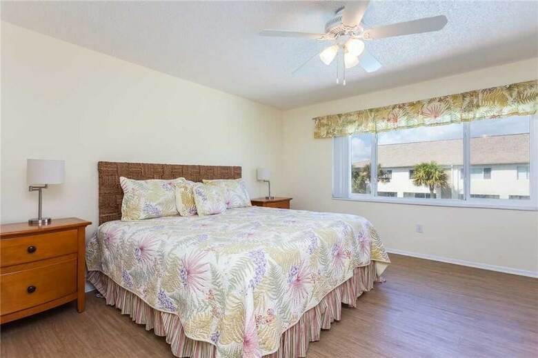 Four Winds F15 - Two Bedroom Condo