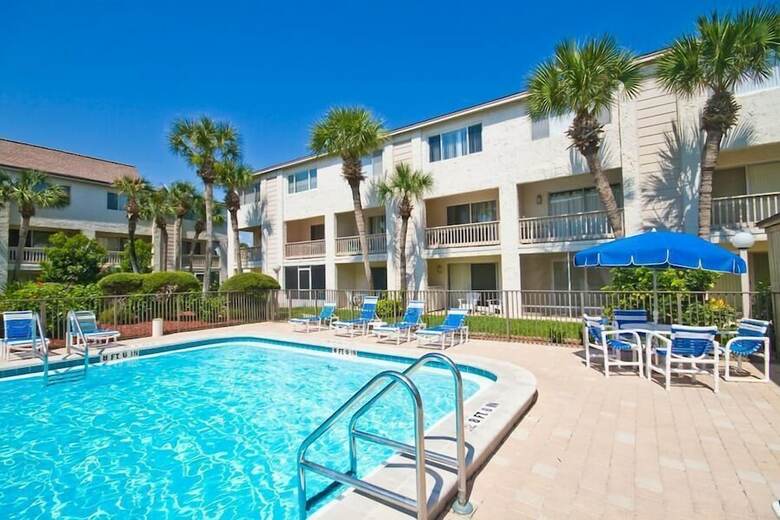 Four Winds F15 - Two Bedroom Condo