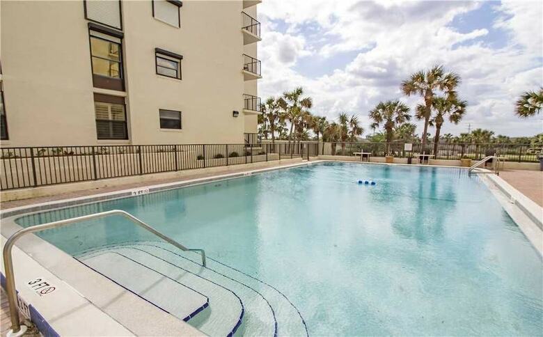 Sand Dollar II 207 - Three Bedroom Condo