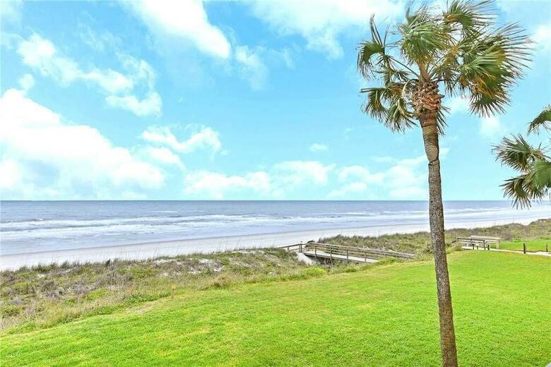 Sand Dollar II 207 - Three Bedroom Condo