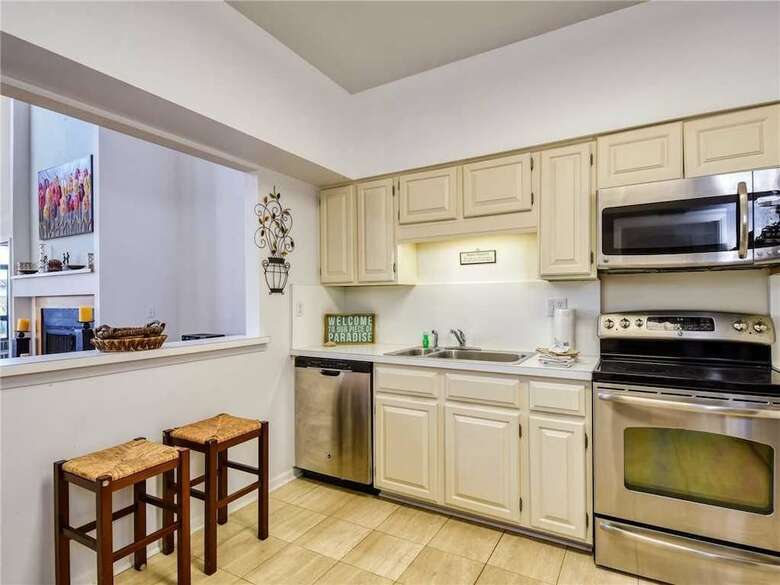 Spinnakers Reach 704 - Four Bedroom Condo