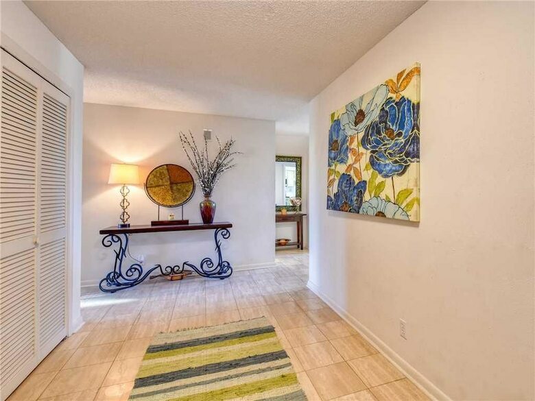 Spinnakers Reach 704 - Four Bedroom Condo