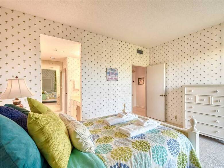 Spinnakers Reach 704 - Four Bedroom Condo