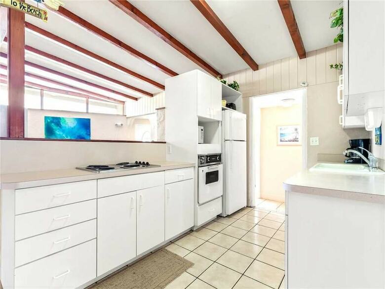 Villas Mansion - Four Bedroom Home