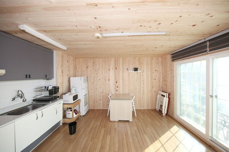 Seongmodo Park Jeong A Pension