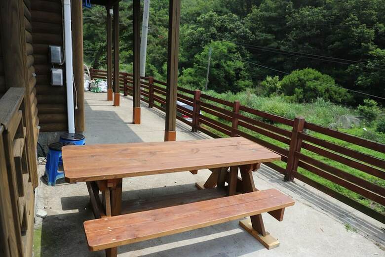 Seongmodo Park Jeong A Pension