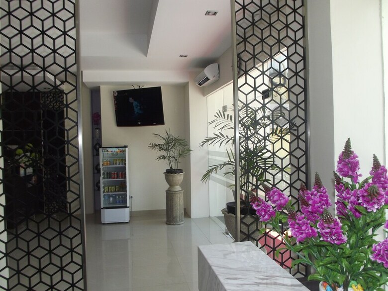 Manado Inn Hotel