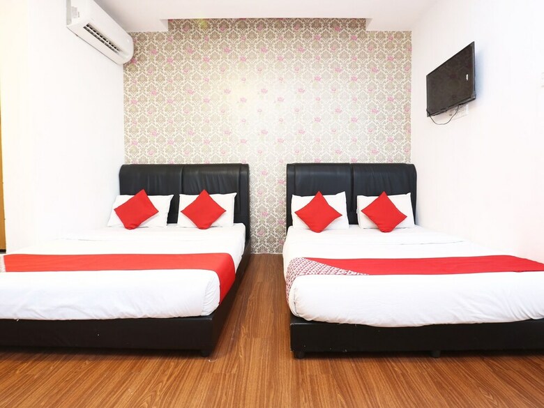Oyo 717 Mr J Hotel Wakaf Che Yeh 2