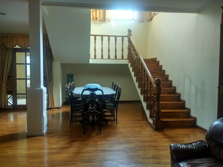 Villa Beverly Hills Puncak For 50 Pax