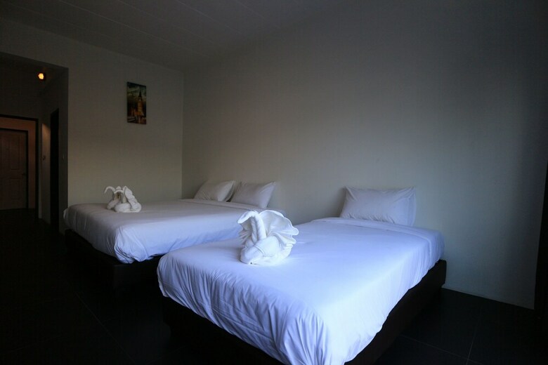 Azz Hotel