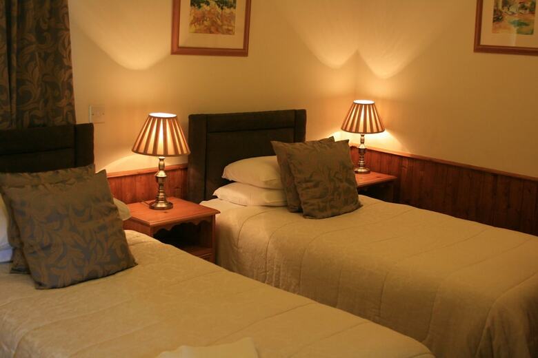 Bed & Breakfast The Crown Country Inn