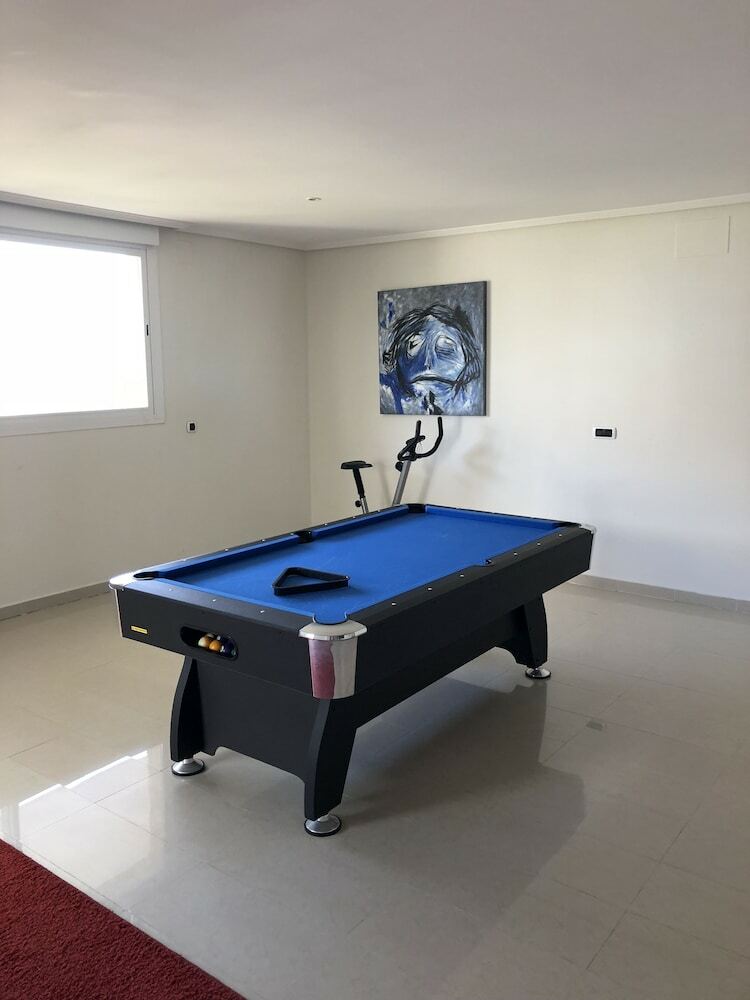 Apartamentos Marina Beach House 8
