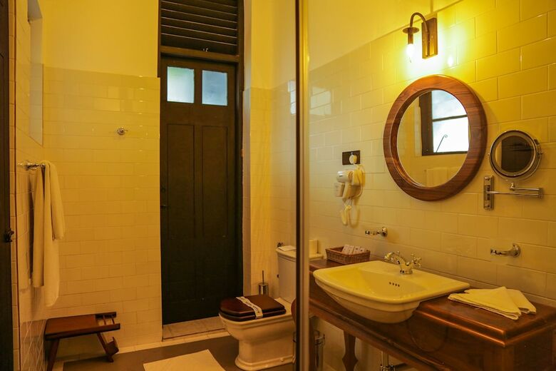 Hotel Castle Hill Bungalow