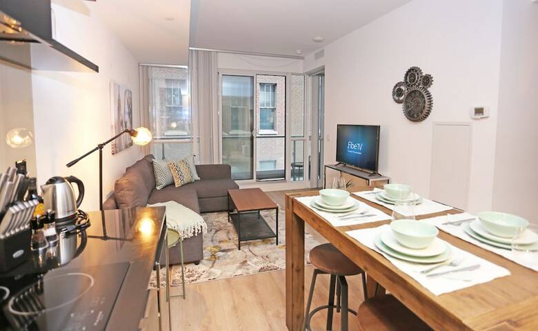 Toronto Financial District Condos