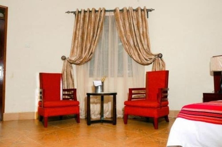 Hotel Nature's Green Beach Resort