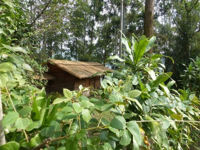 Hotel Supreme Adventure Park Bunyonyi