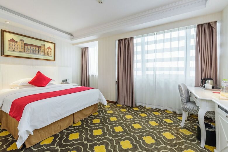Hotel Ramada Encore Wyndham Nanning City Center