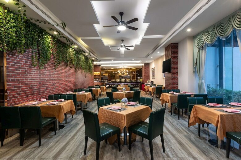 Hotel Ramada Encore Wyndham Nanning City Center