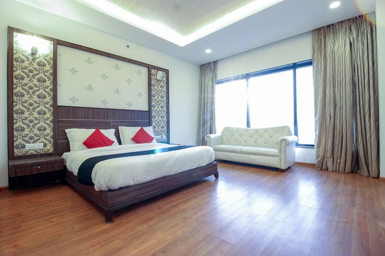 Hotel Capital O 22576 Sanskriti