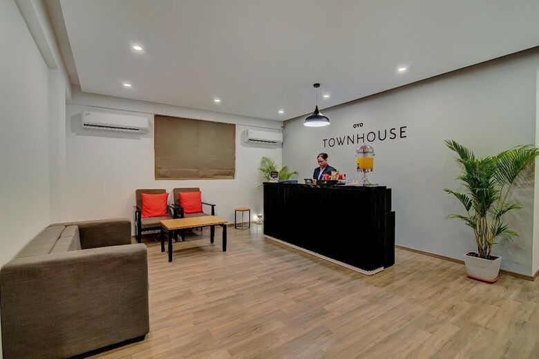 Hotel Oyo Townhouse 049 Hsr Layout