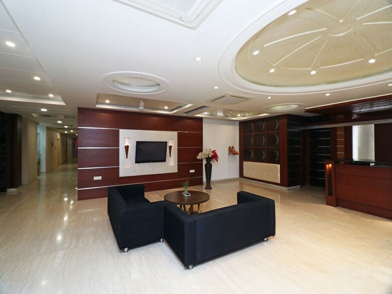 Oyo 5843 Hotel Yash Inn