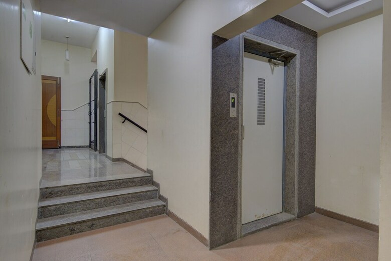 Oyo 24981 Hotel Ashwamedh Residency