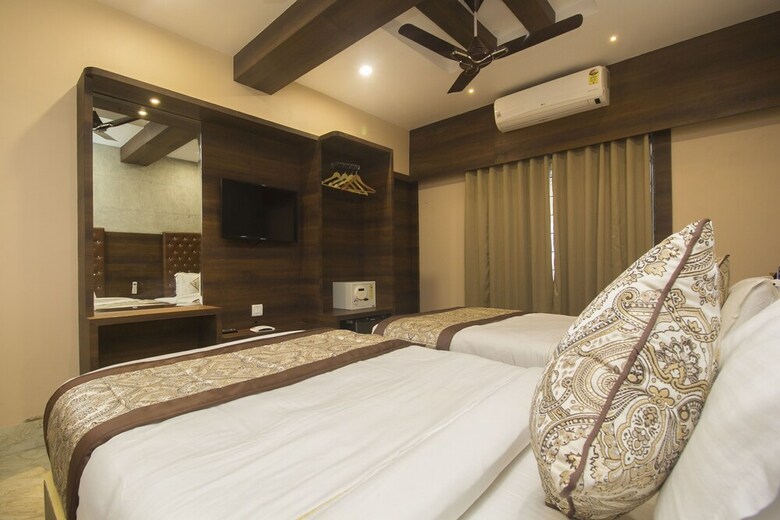 Oyo 27992 Hotel Ganpati
