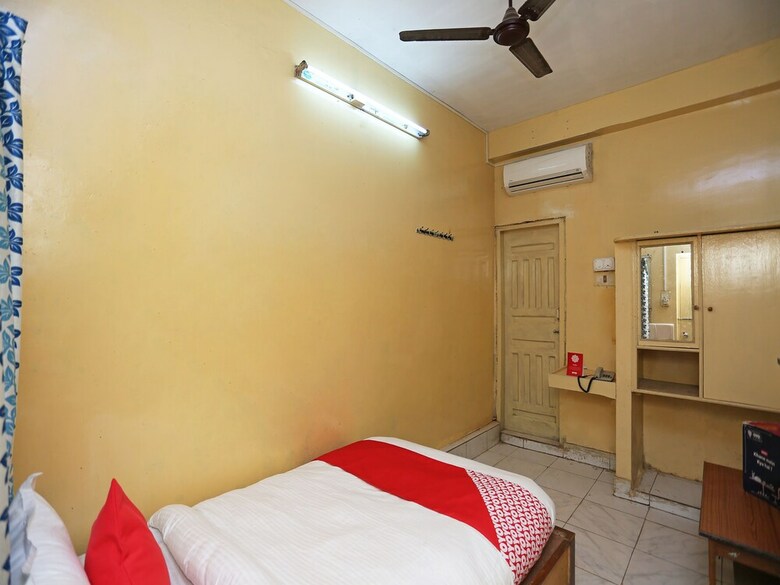 Oyo 24845 Hotel Bhaba Lakshmi