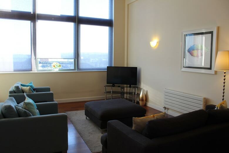 Week2week Stunning 2 Bed City Centre Apartment