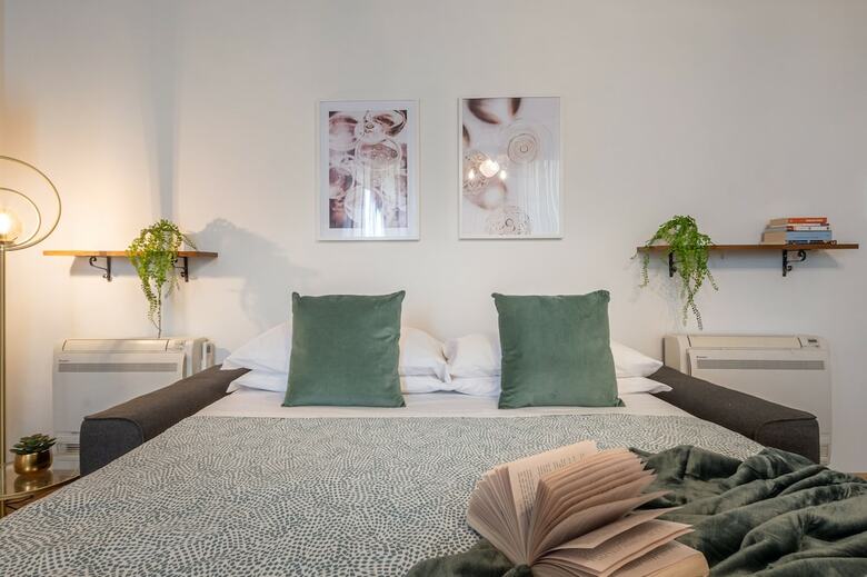 Wine Apartments Florence Pinot