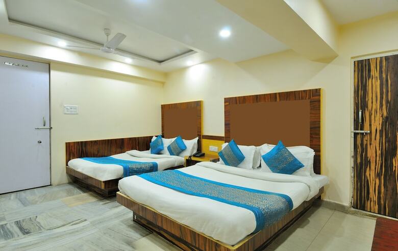 Hotel Lahorimal Deluxe Paharganj