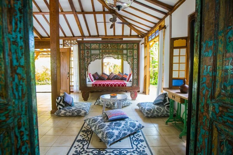 Villa Joglo At Lata Lama