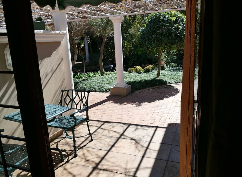 Hotel 174 Premier Guesthouse
