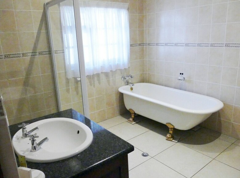 Hotel 174 Premier Guesthouse