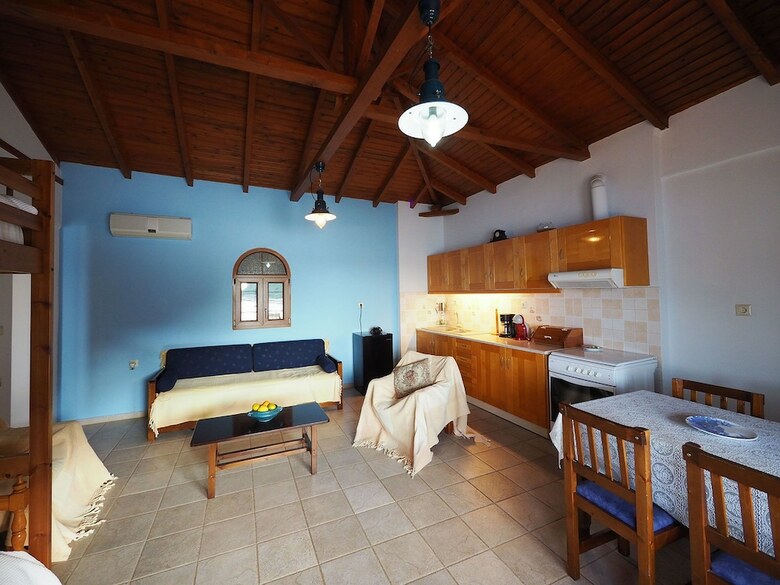 Apartamentos Sofia Limeni