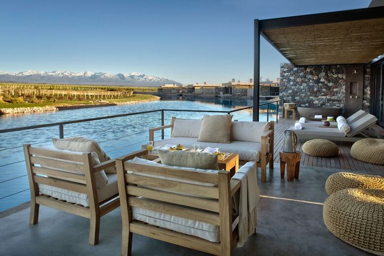 Hotel The Vines Resort & Spa