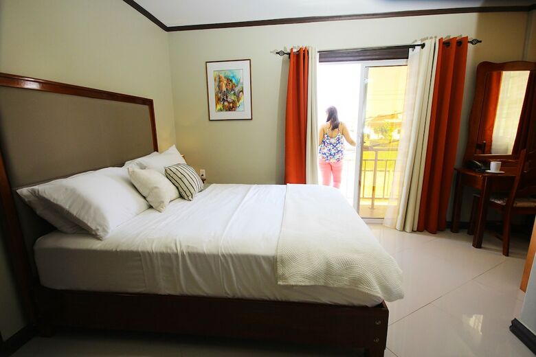 Luxury Hotel & Apts