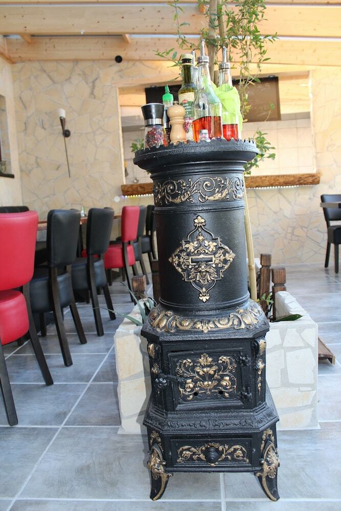 Hotel Zum Goldenen Wagen