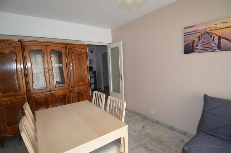 Apartment 4 Persons Near Train Station Acropolis District In Nice
