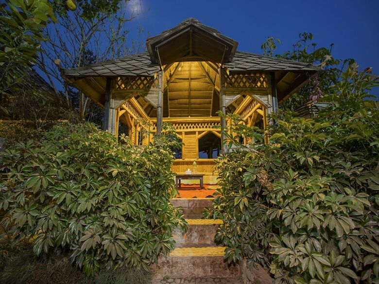 Hotel Oyo 280 Hob Nob Garden Resort