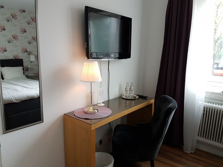 Sm�landsstenar Hotell