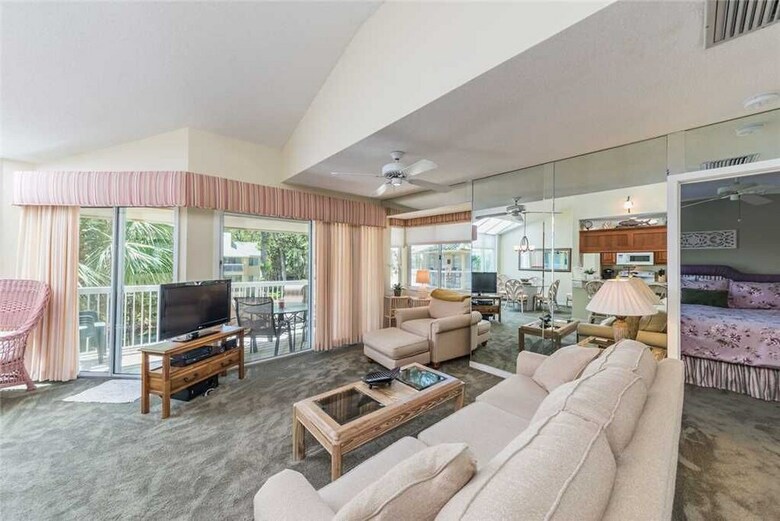Barrington Park 706 - Two Bedroom Condo