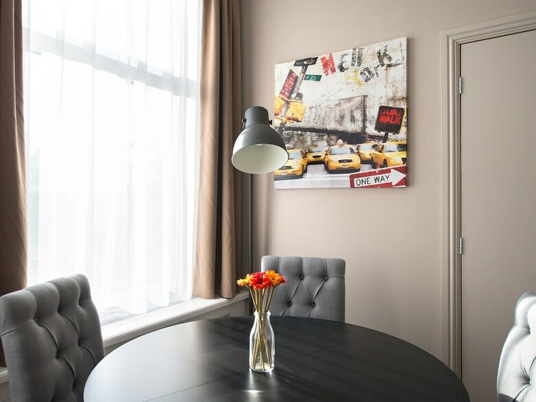Bizstay Park Central Apartments